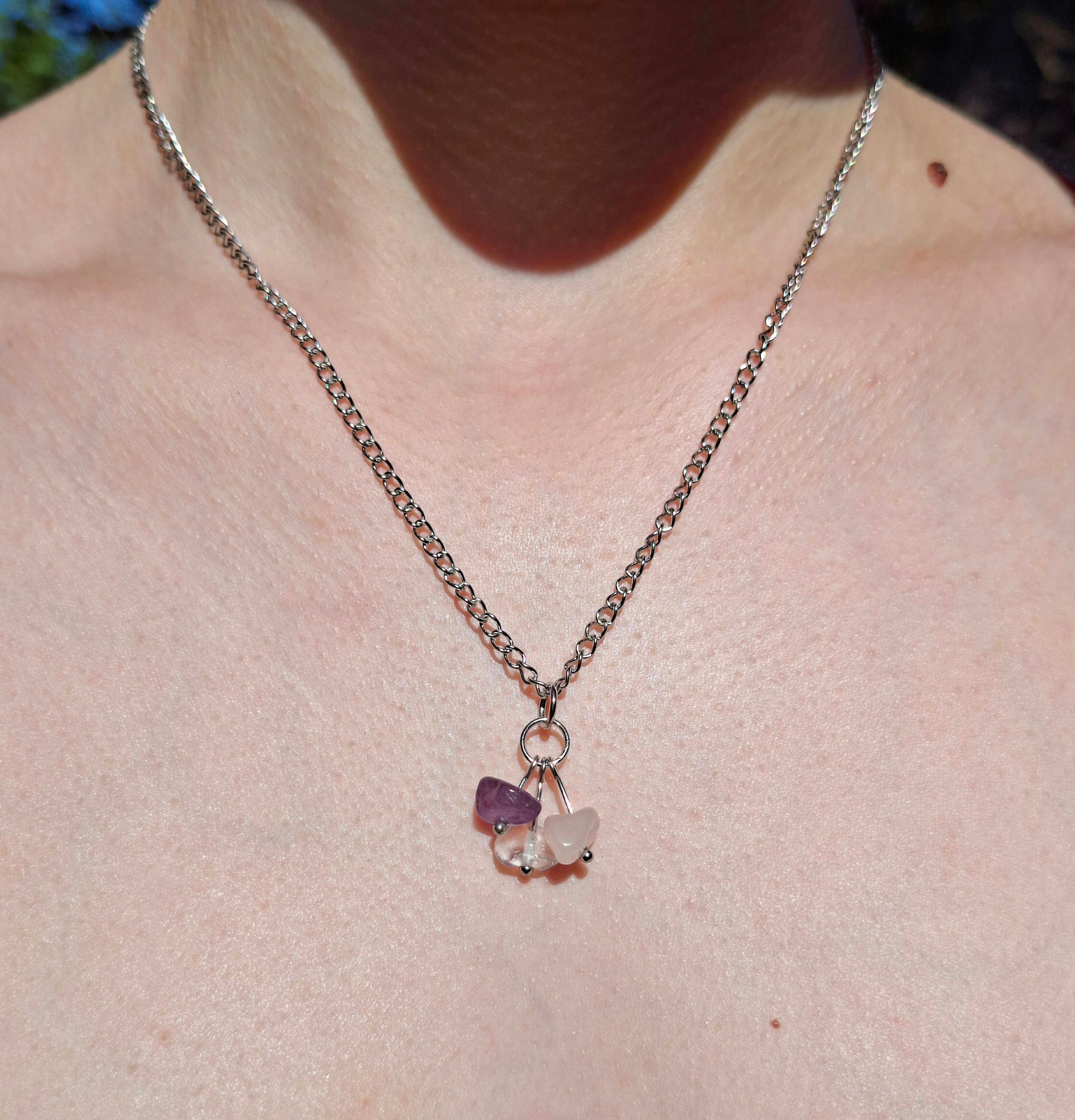 Golden triangle chip necklace